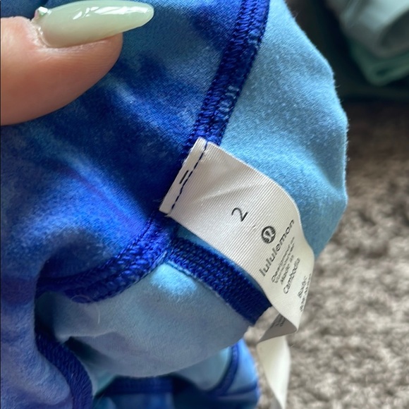 Lululemon align - Picture 3 of 3